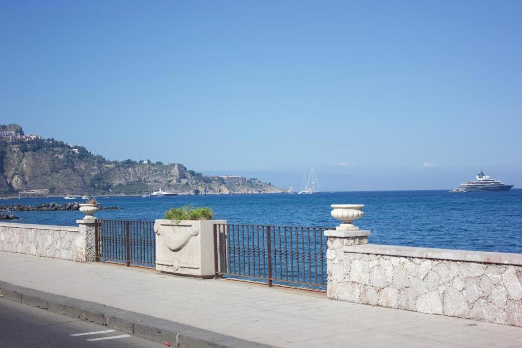 A&G Apartment Naxos-Taormina Джардини-Наксос Экстерьер фото
